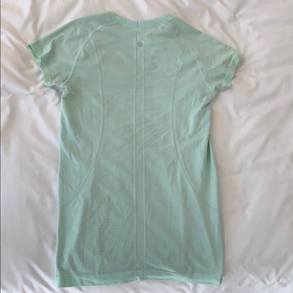 lululemon swiftly tech shirt size 8 - Picture 2 of 2